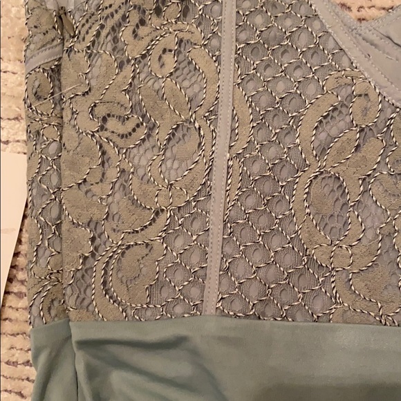 Lace Tobi Bodysuit - Picture 3 of 6